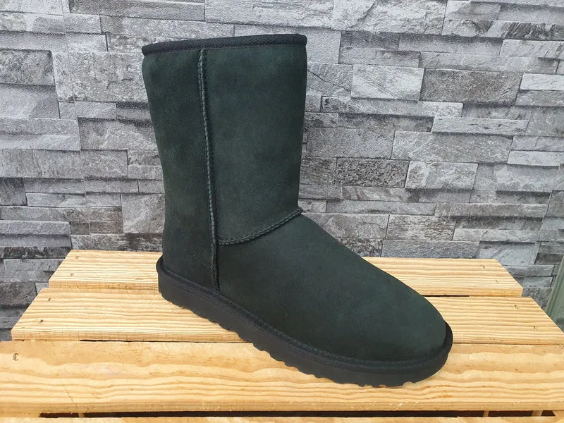 NEU! Original UGG Boots Classic Short Schwarz Lammfell Gr.39