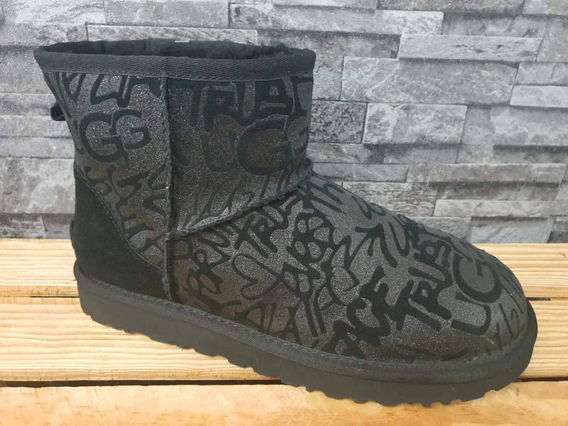 NEU! Original UGG Boots Mini Glitzy Sparkle Bling Schwarz Lammfell Gr.39