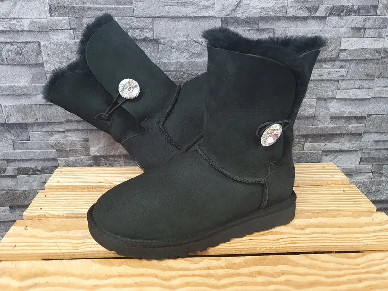 NEU! Original UGG Boots Bailey Button Bling Schwarz Gr.38 Lammfell Wildleder