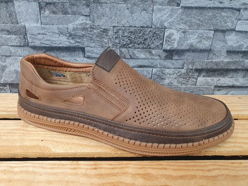 Herren Magnus Slipper Mokassin Gummi Sohle Lochmuster 2x seitl. Gummizug Braun