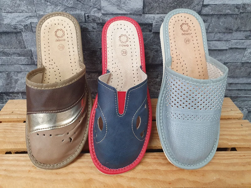 Nowo Damen Hausschuhe, Pantoffeln – Leder-Slipper in Braun & Grau & Blau