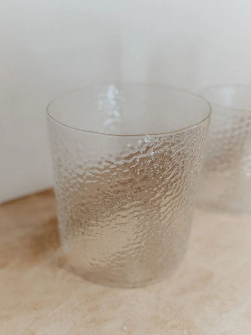 01.08.31 — The Airy Pot Large / Clear