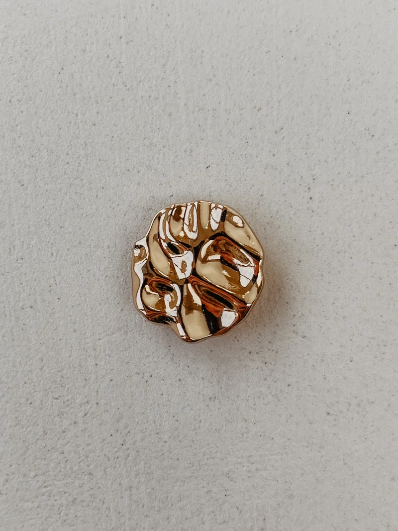 Knopf Cover 'Golden Sculpture'