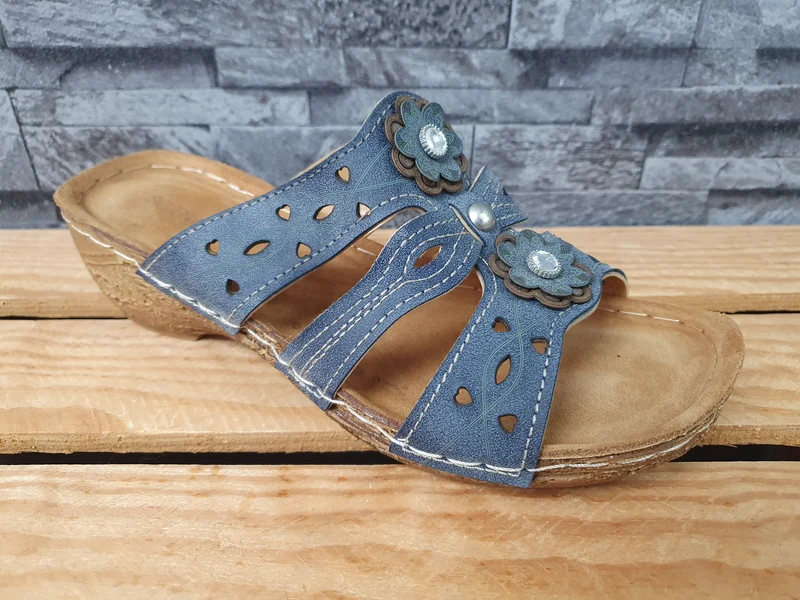 Damen Scandi Pantolette Lederinnensohle Blau Blumen Glitzer Softfußbett