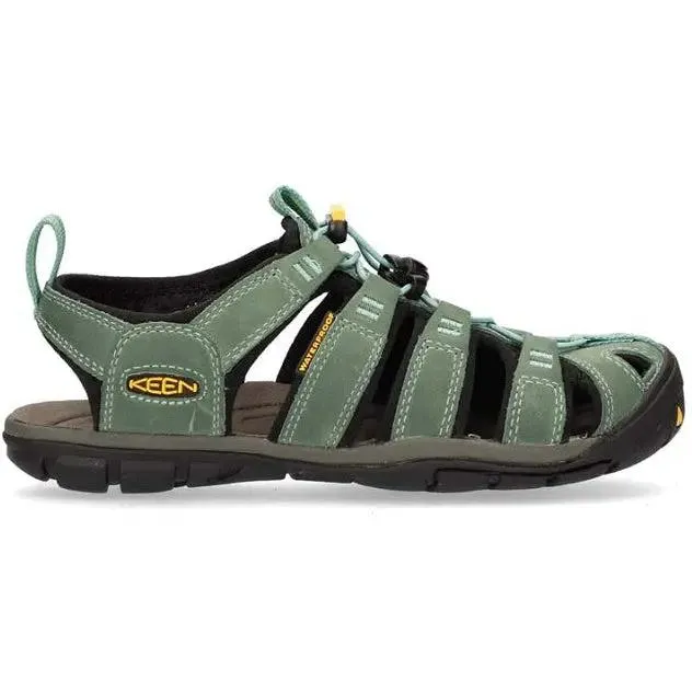 KEEN Halbsandale CLEARWATER CNX - mineralgrün