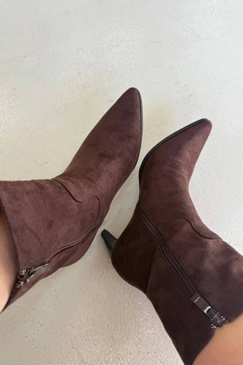Bloom - Fawn Boots - Dark Maroon