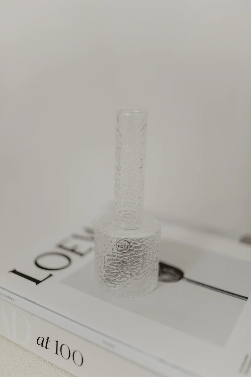 01.08.10 — The Airy Vase Small / Clear