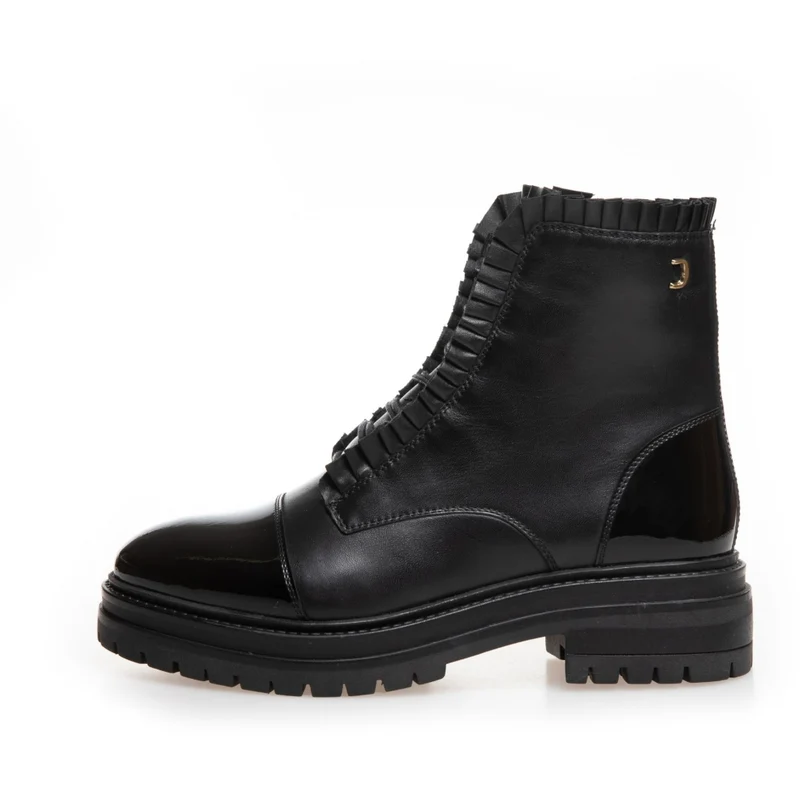 THE PRETTY COLLECTION - BLACK
