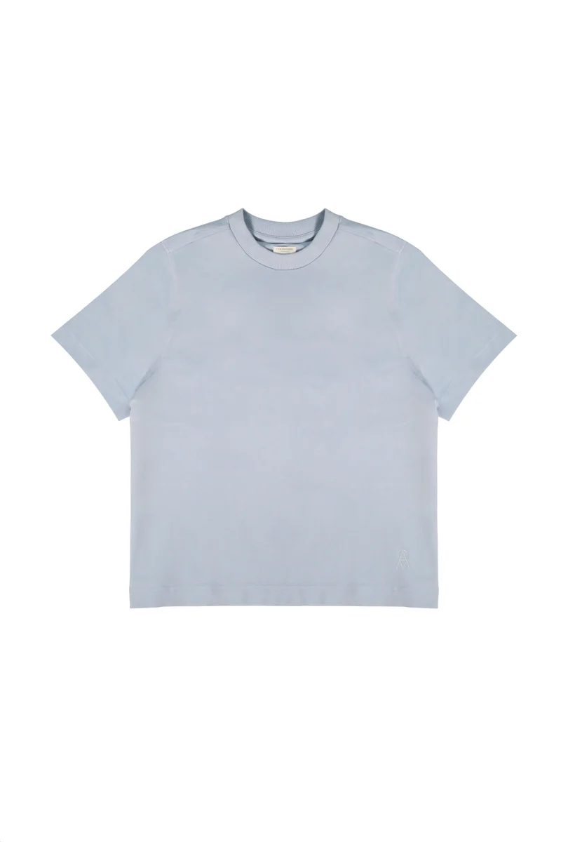 01.01.05 — The T-Shirt / Horizon